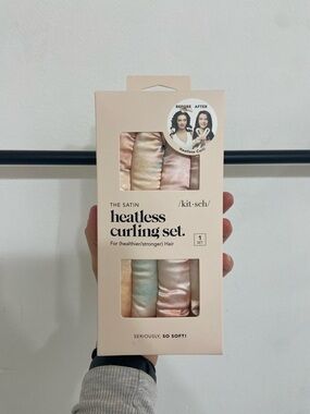 NEVER USED Kitsch Pastel Satin Heatless Curling Set - Blush & Cream